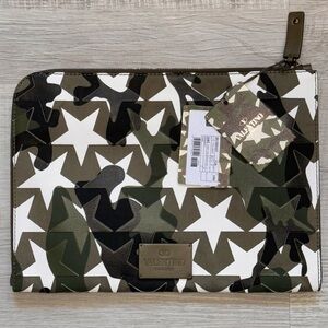 Valentino Garavani Rockstud Stars Overlay Trotter Bag in Army Green